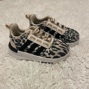 Toddler Adidas Size 6